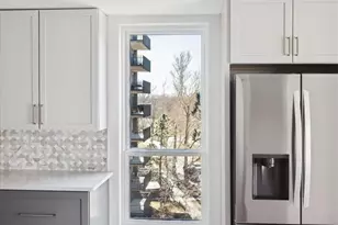 460 S Marion Parkway S, Denver, CO 80209 - Photo 9