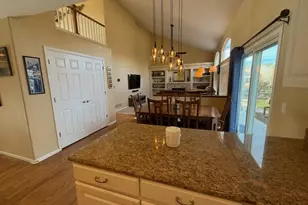 17705 E Oakwood Ln, Aurora, CO 80016 - Photo 13