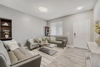 6331 N Dunkirk Court, Aurora, CO 80019 - Photo 5