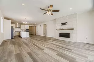 7287 S White Crow Wy, Aurora, CO 80016 - Photo 7