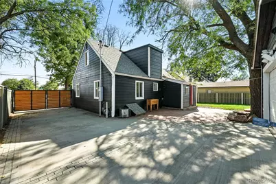 10595 E Lowry Place, Aurora, CO 80010 - Photo 47