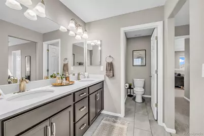 25523 E Byers Drive, Aurora, CO 80018 - Photo 17
