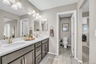 25523 E Byers Dr, Aurora, CO 80018 - Photo 17