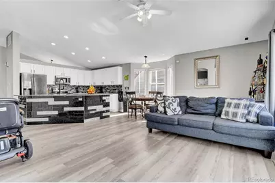 10041 Joplin Street, Commerce City, CO 80022 - Photo 11