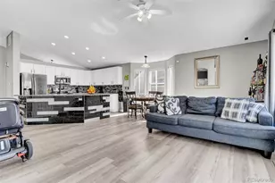 10041 Joplin St, Commerce City, CO 80022 - Photo 11