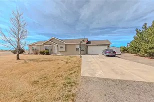 56100 E 33rd Ct, Strasburg, CO 80136 - Photo 37