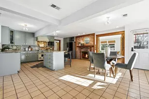 1051 Independence St, Lakewood, CO 80215 - Photo 7