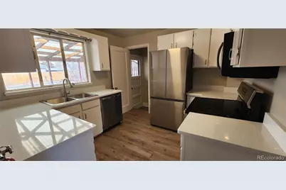 2840 Holly Street, Denver, CO 80207 - Photo 5