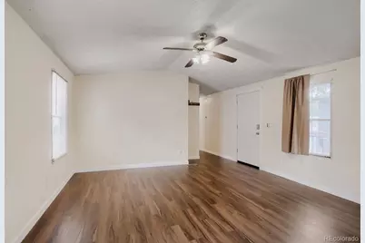 10910 Turner Boulevard, Longmont, CO 80504 - Photo 7