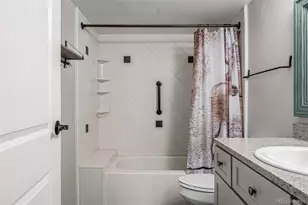 14050 E Linvale Pl, Aurora, CO 80014 - Photo 15