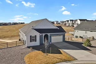 39638 Yorktown Ter, Elizabeth, CO 80107 - Photo 3