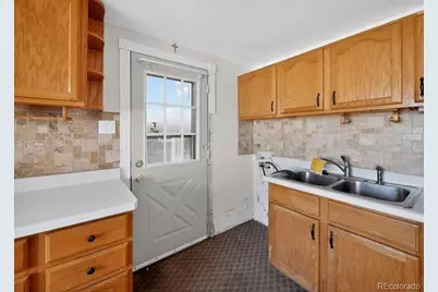 2604 E 6th Street, Pueblo, CO 81001 - Photo 9