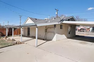 2604 E 6th St, Pueblo, CO 81001 - Photo 5