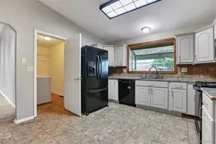 5892 W 75th Pl, Arvada, CO 80003 - Photo 7
