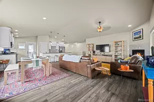 5545 Drake Way, Longmont, CO 80504 - Photo 9