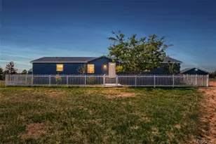 40945 Topaz Dr, Deer Trail, CO 80105 - Photo 1