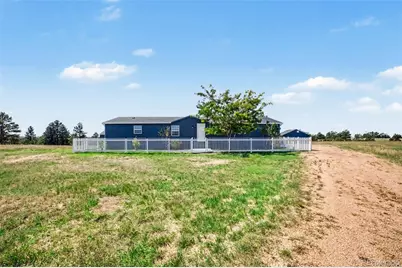 40945 Topaz Drive, Deer Trail, CO 80105 - Photo 3