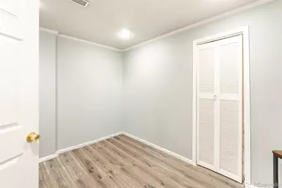 22298 E Lake Avenue, Centennial, CO 80015 - Photo 27