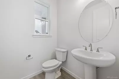 9217 Truckee Court, Commerce City, CO 80022 - Photo 5