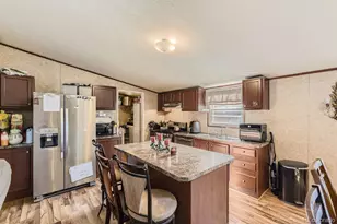 17486 E Buchanan Pl, Aurora, CO 80011 - Photo 3