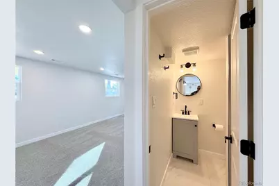 7195 E Louisiana Avenue, Denver, CO 80224 - Photo 17