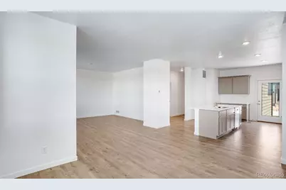 323 N Bersshine Street, Watkins, CO 80137 - Photo 11
