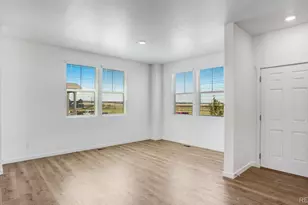 323 N Bersshine St, Watkins, CO 80137 - Photo 9