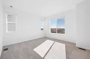 24101 E 30th Pl, Aurora, CO 80019 - Photo 11