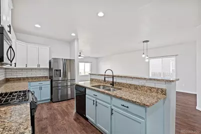 401 Vista Boulevard, Lochbuie, CO 80603 - Photo 5