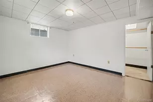 6644 S Penrose Ct, Centennial, CO 80121 - Photo 15