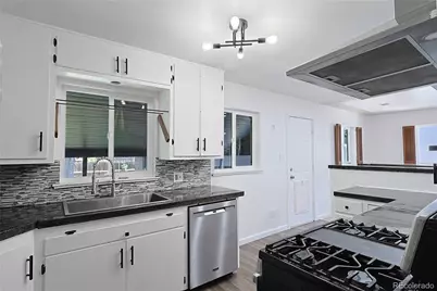 5740 S Fox Street, Littleton, CO 80120 - Photo 3