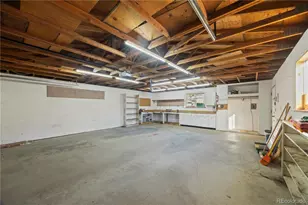 1043 Geneva St, Aurora, CO 80010 - Photo 35