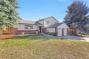 28 Gordon Dr, Castle Rock, CO 80104 - Photo 3