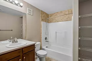 1044 Rockhurst Dr, Highlands Ranch, CO 80129 - Photo 17