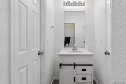 5571 Killarney Street, Denver, CO 80249 - Photo 15