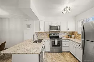 8066 S Columbine Ct, Centennial, CO 80122 - Photo 11