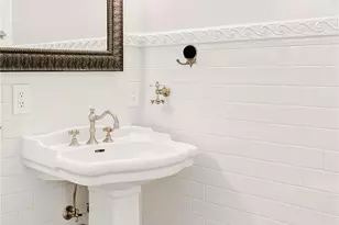 1625 Larimer St, Denver, CO 80202 - Photo 17