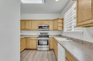 16901 E Warren Pl, Aurora, CO 80013 - Photo 9