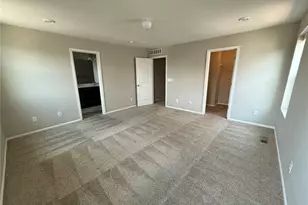 9327 E 60th Ave, Denver, CO 80238 - Photo 17
