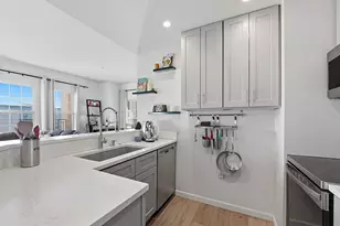 925 N Lincoln Street, Denver, CO 80203 - Photo 9