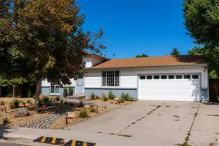 3058 S Jasper Way, Aurora, CO 80013 - Photo 3
