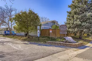 11902 E Maple Ave, Aurora, CO 80012 - Photo 17
