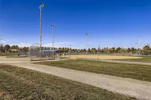 11902 E Maple Ave, Aurora, CO 80012 - Photo 21