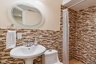 9248 E Louisiana Pl, Denver, CO 80247 - Photo 29