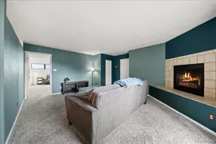 8910 Fox Dr, Thornton, CO 80260 - Photo 9