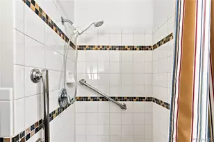 8035 E Jefferson Pl, Denver, CO 80237 - Photo 23