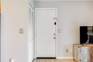 2575 S Syracuse Way, Denver, CO 80231 - Photo 3