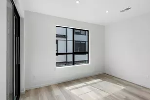 2060 S Holly St, Denver, CO 80222 - Photo 5