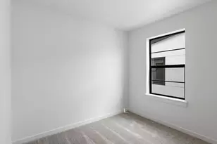 2060 S Holly St, Denver, CO 80222 - Photo 11