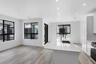 2060 S Holly St, Denver, CO 80222 - Photo 3